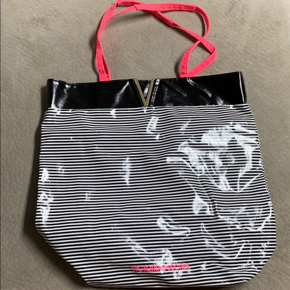 Victoria’s Secret Tote